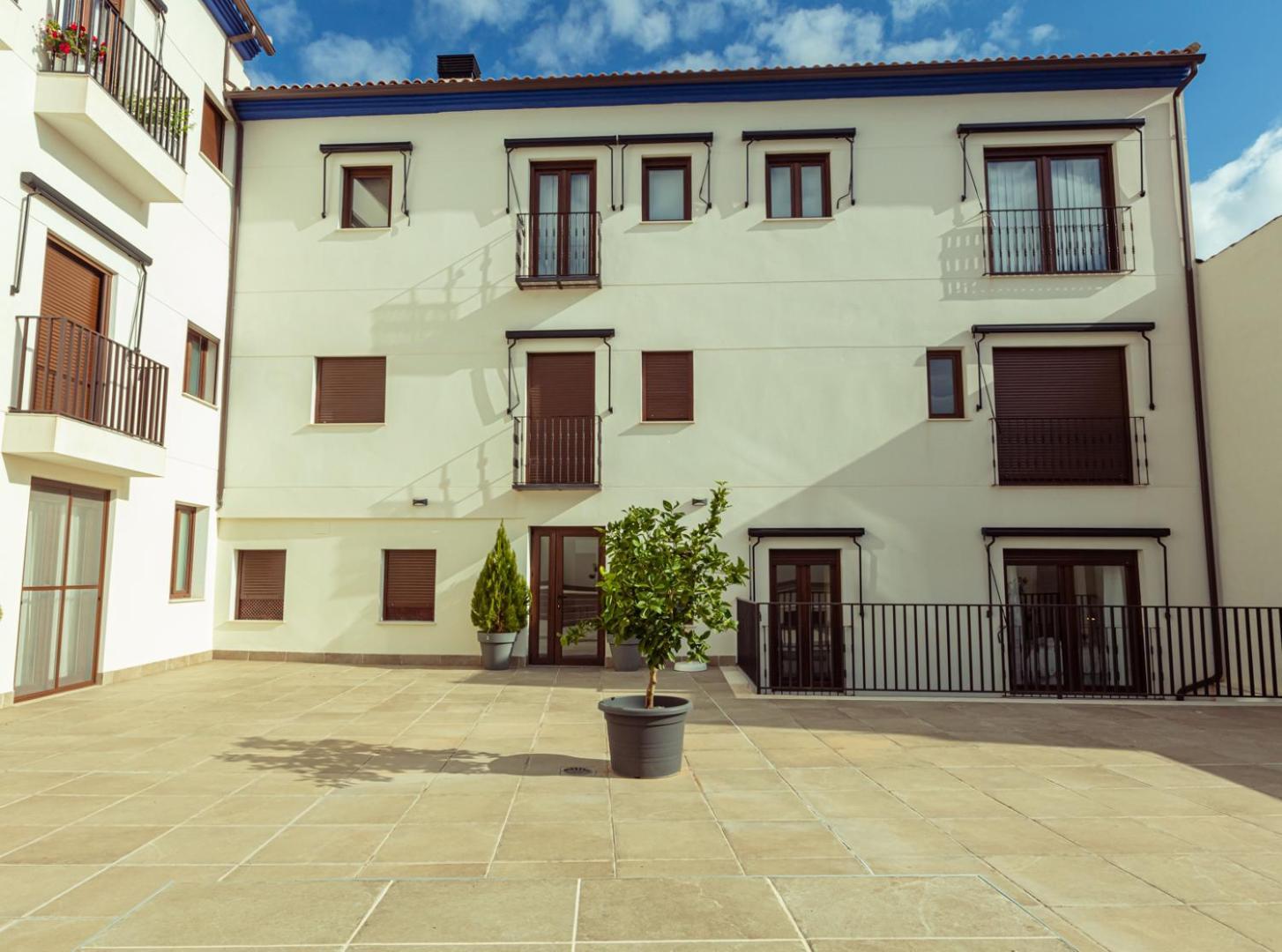 Apartamentos Turisticos Pilaria Хаэн Экстерьер фото